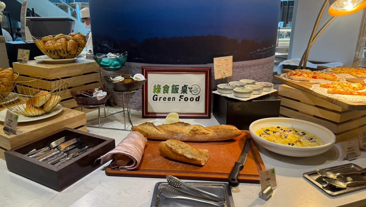 台中推動低碳綠色餐飲　近600家環保餐廳逐步升級「綠食飯桌」