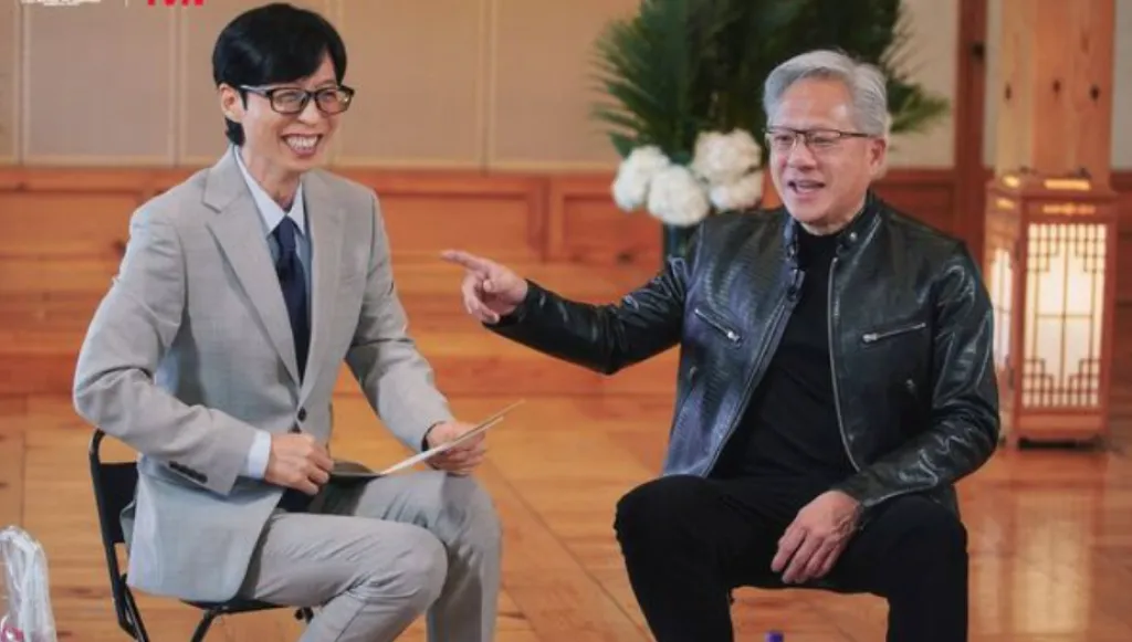 黃仁勳手舞足蹈「大跳K-POP」！同框國民MC劉在錫熱舞