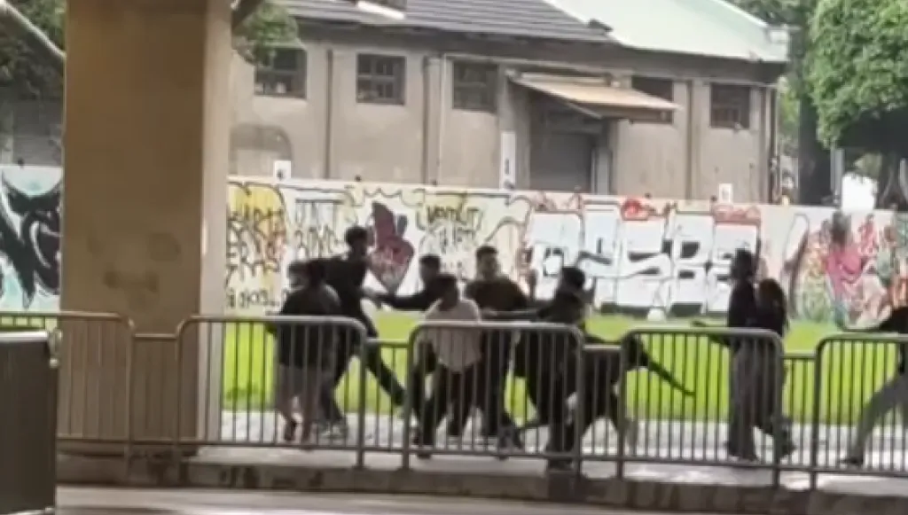 酒後衝突大亂鬥！台中火車站成印尼移工戰場　警方帶回4人究辦