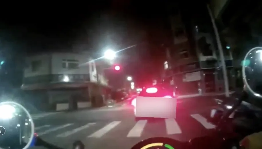 超越停止線露餡！台中男拒檢欲駕車逃逸　警查獲海洛因、安非他命及依託咪酯