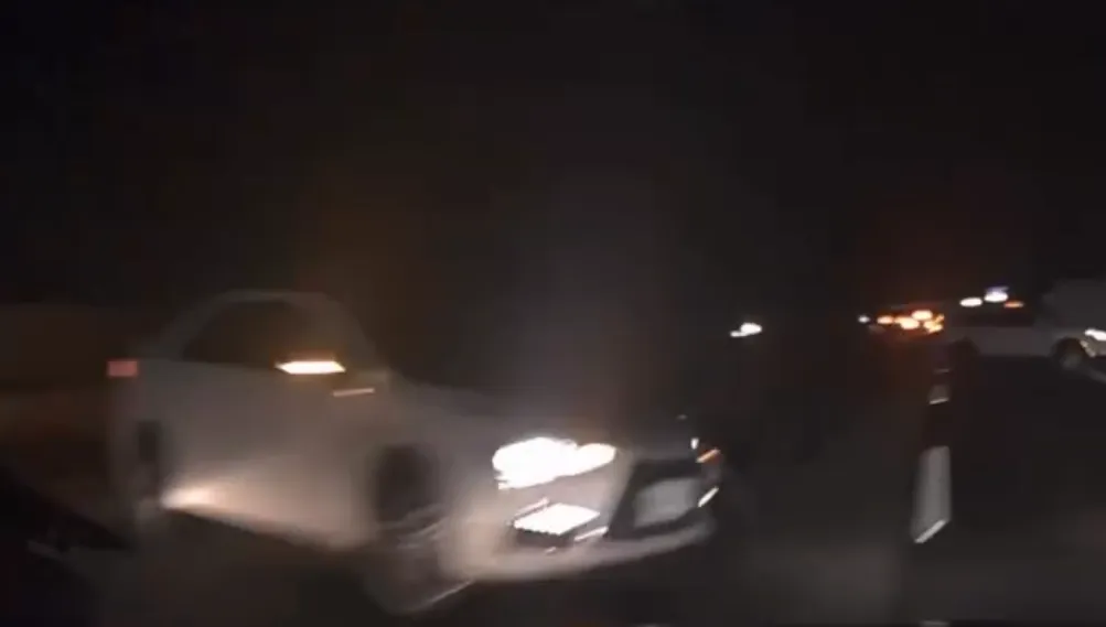 國道驚悚車禍！　3車連環撞車內女子尖叫嚇哭
