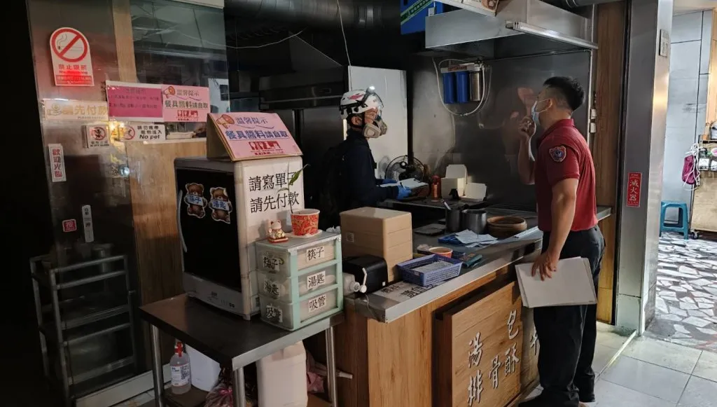 桃園湯包店換瓦斯驚傳氣爆！　瓦斯行員工30％三度燒燙傷送醫