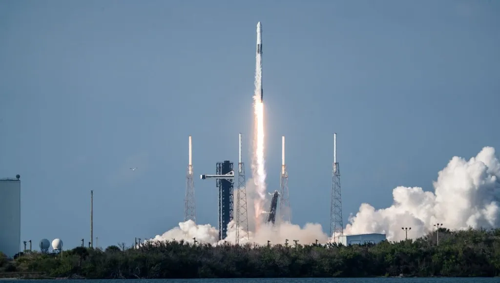 SpaceX熱潮降溫該下車？投資策略師分析太空股關鍵