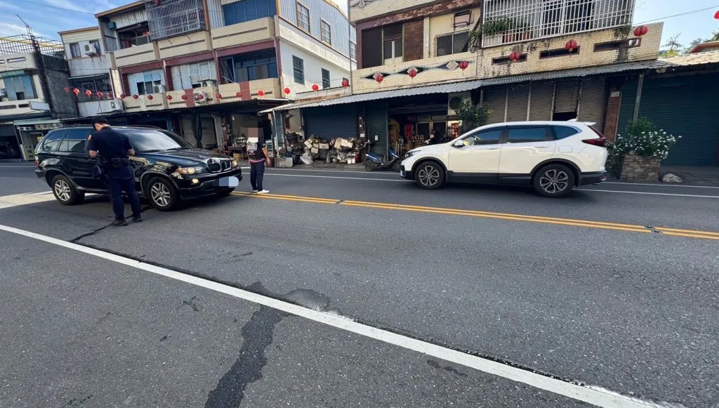 台東80歲翁被撞死！牽腳踏車過馬路被撞　頭部重創不治