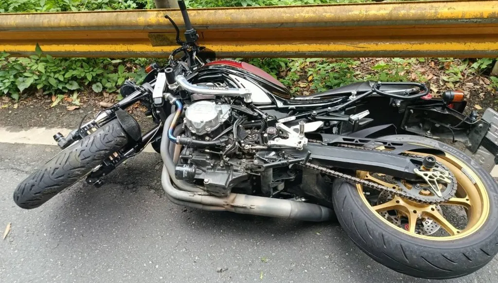北宜死亡車禍！機車過彎打滑自摔　騎士傷重不治