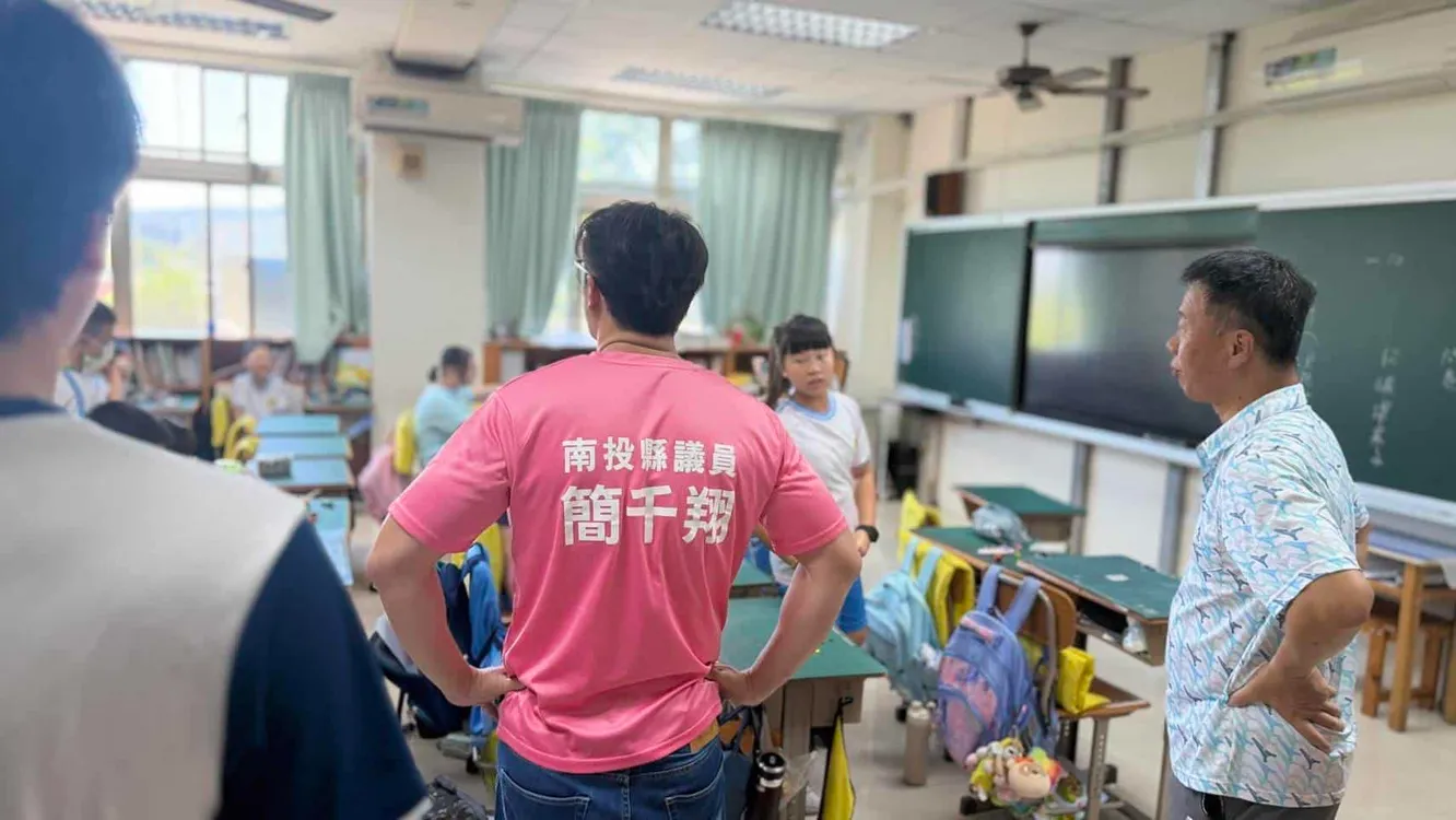 南投學力測驗突停電 德興國小小五生揮汗應試
