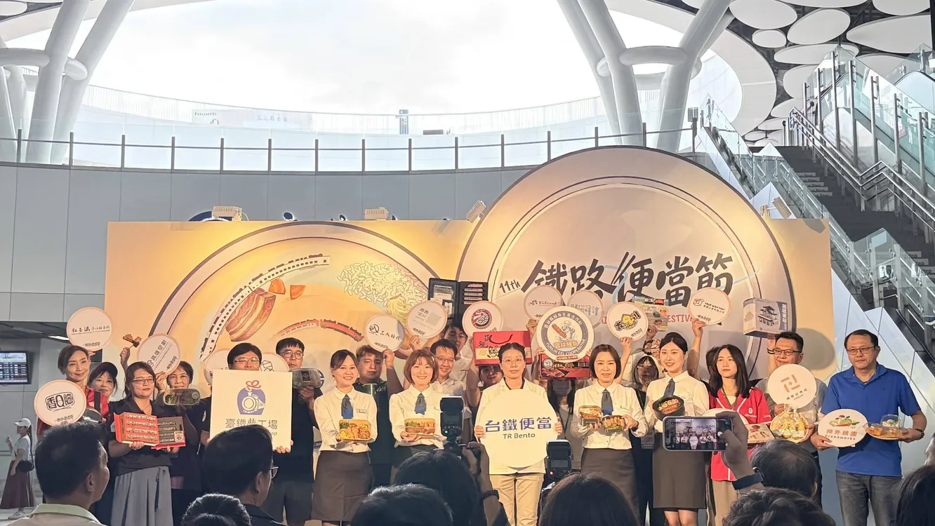 經典×創新一次開箱　鐵路便當節高雄場　熱鬧登場