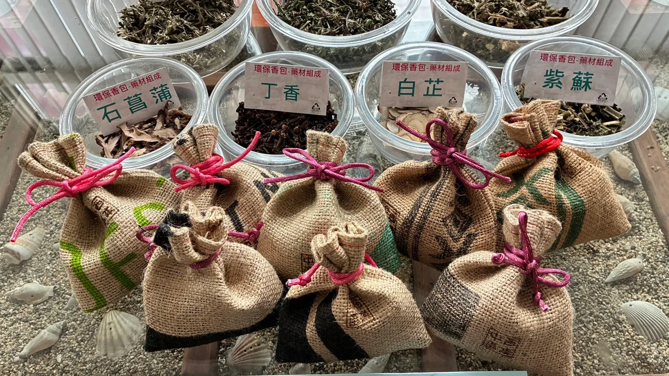 廢電池別丟！　中西區清潔隊推中藥香包、再生植栽兌換邀民眾做環保