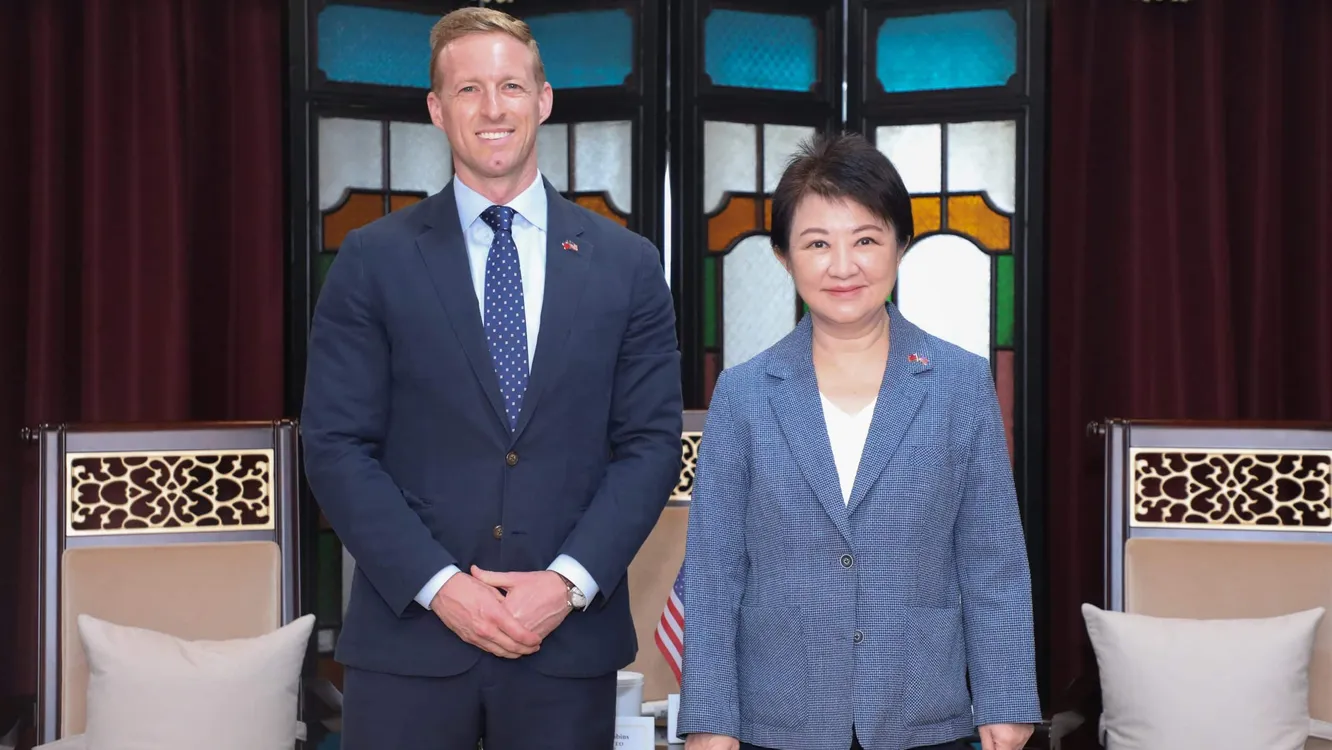 美國無人機產業協會執行長羅賓斯拜會中市府　盧市長盼深化台美合作、打造下一座護國神山