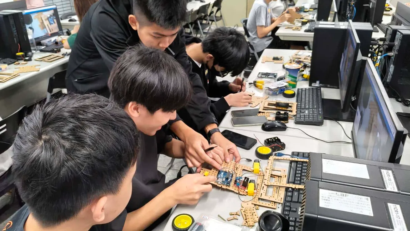 北市教育博覽會「創新學」　一起在AI未來實驗室創意發想