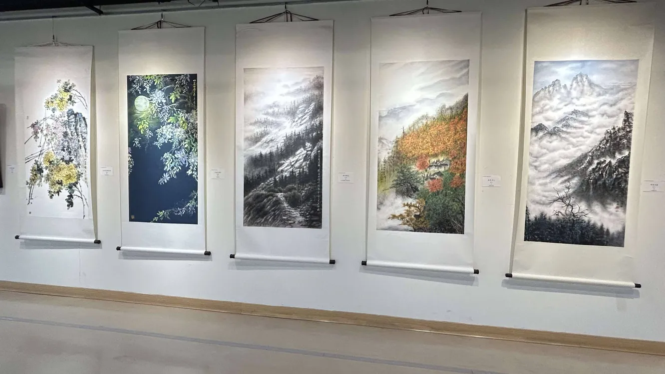 「山水相逢 袁之靜師生創作展」即日起展出 以筆墨傳承山水情懷