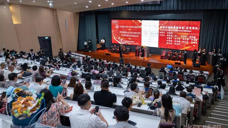 挺過學業與生活考驗 陳小雀祝福境外畢業生邁向寛廣舞台
