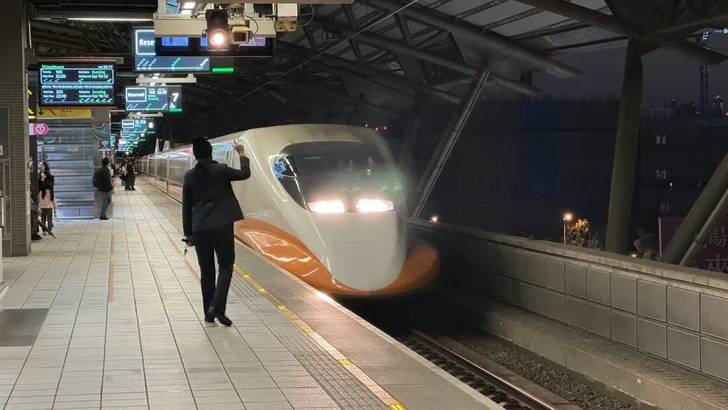 快訊／台灣高鐵「道岔訊號異常」！左營-台中列車受影響延誤