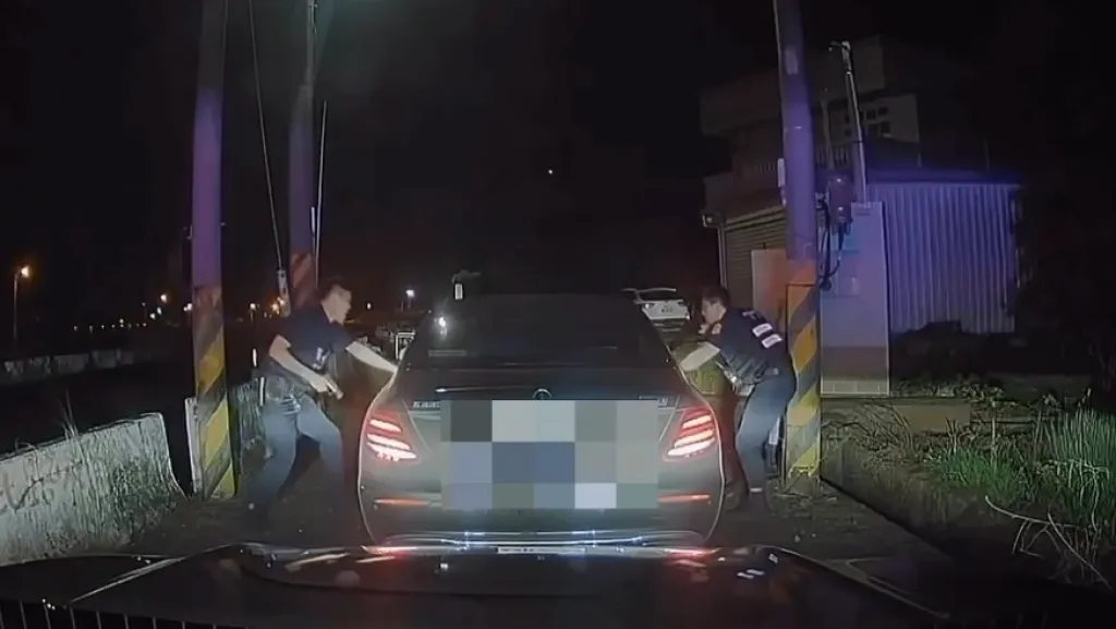 宜蘭警方全力取締圍堵毒駕 贓車拒檢逃逸警方追緝逮捕起出毒品