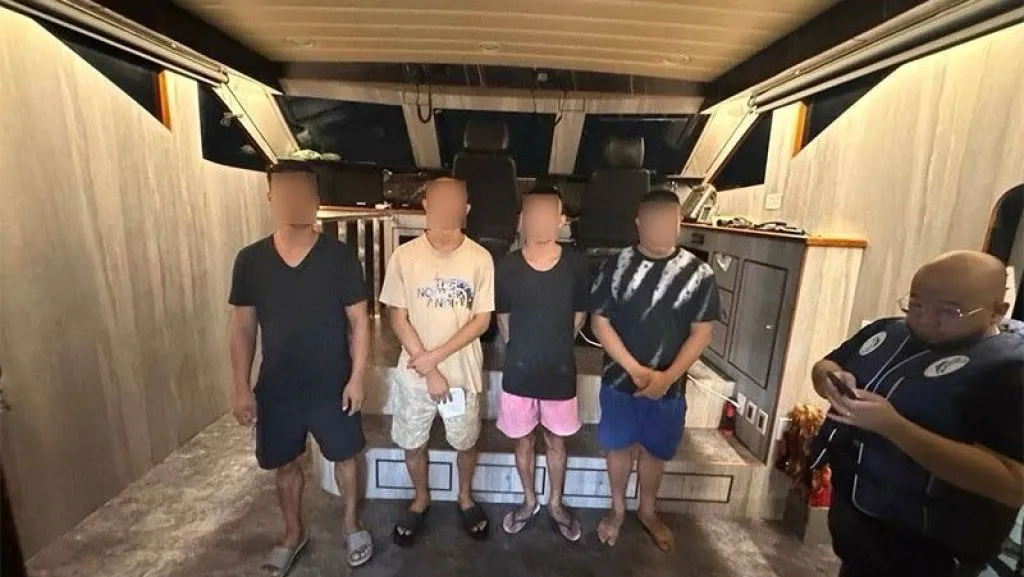 影/遊艇擱淺露餡!4台灣籍男子在馬尼拉灣亂丟垃圾遭逮捕 其中2人還是毒品通緝犯