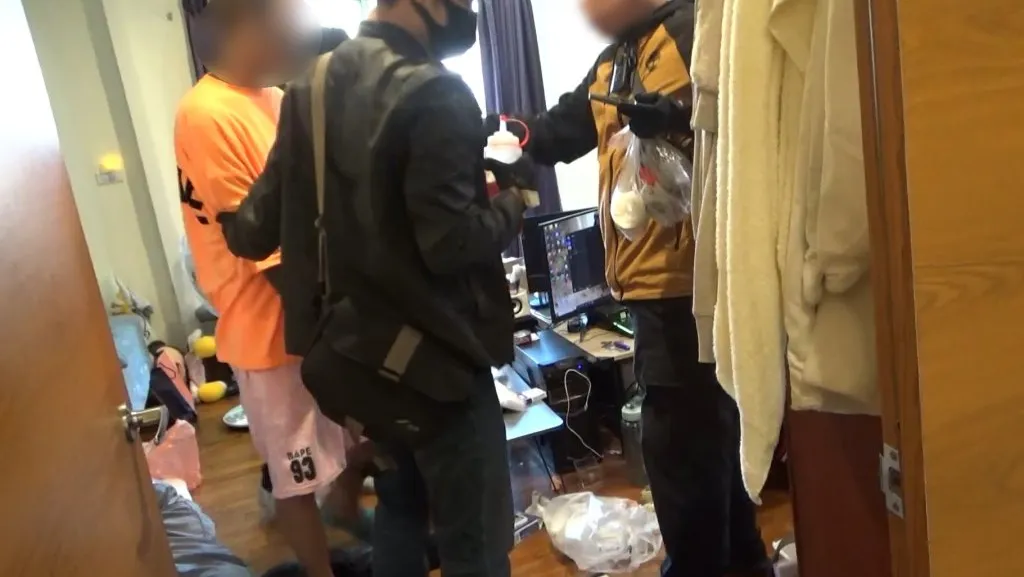 母親店門口交易！中警破獲8層販毒網　起獲大量喪屍菸彈毒品