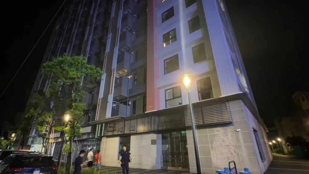 快訊／5月才交屋！高雄社會住宅「傳爆炸聲」民眾見濃煙狂摳119　真相曝