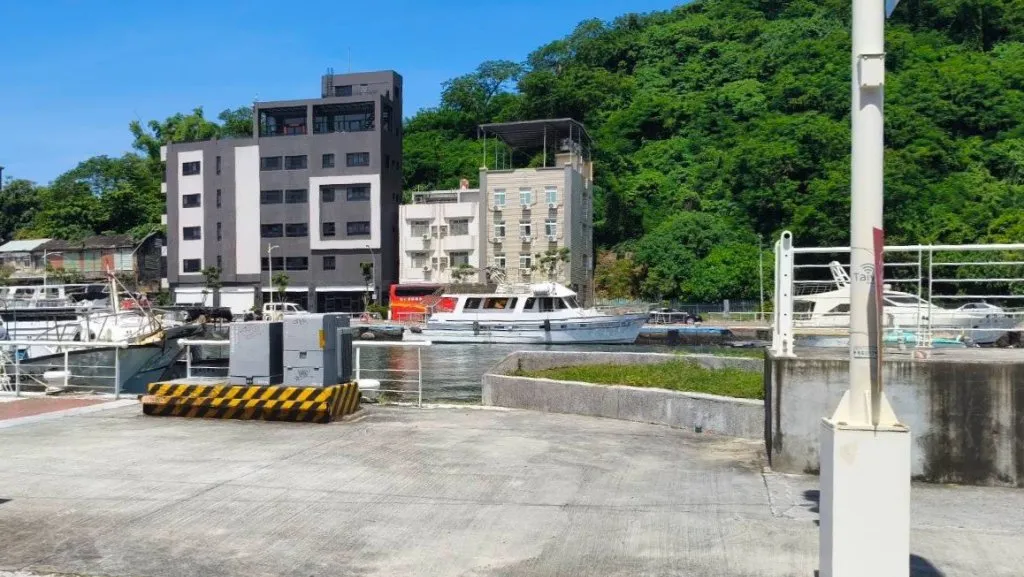 快訊/19歲艦艇兵收假前失聯 高雄港落海送醫不治…家屬奔高雄認屍