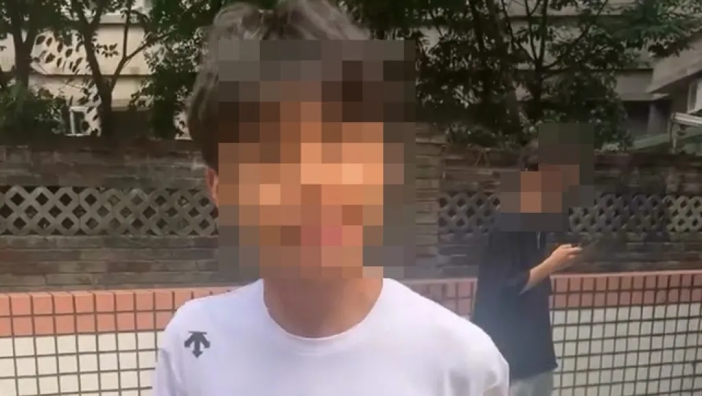 影/搭小黃不給錢!男乘客「挑釁、暴打運將」被錄下PO網 疑當事人道歉:喝醉斷片