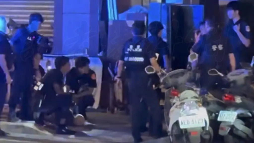 板橋街頭爆衝突！民眾目擊多人持螺絲起子互毆　疑因債務糾紛引發