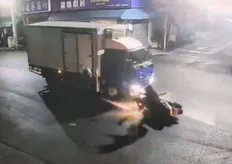 闖紅燈釀禍! 台中太平機車女騎士頭部重創