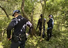 快訊/高雄都會公園驚見人體骷顱頭!「身份不明」警急拉起封鎖線