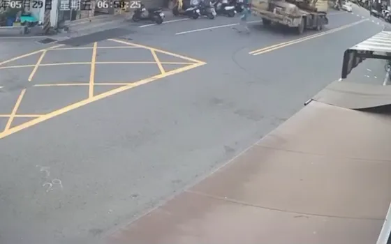快訊/影/台南安定死亡車禍!82歲女疑違規「穿越馬路」遭吊車吞噬亡