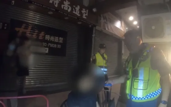 毒駕失控！高雄男逆向連撞路邊車　結局慘翻路中