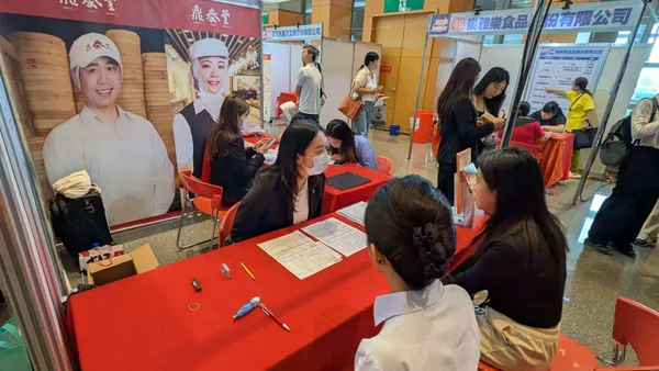 為社會新鮮人與熟齡者找工作　板橋就博會初媒合達51.7%