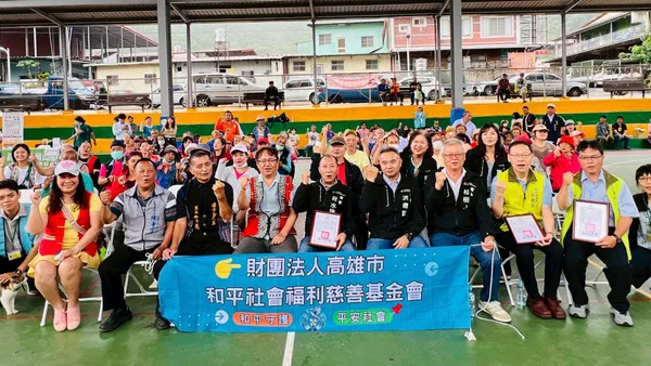 端午傳愛不停歇　秀傳醫療體系南部院區結合和平基金會　關懷那瑪夏守護山城長輩健康