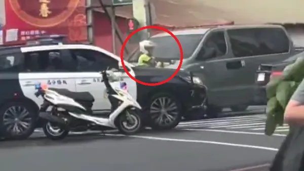 板橋傳槍響！賓士車拒檢逃逸　警開8槍攔車逮人起出毒品