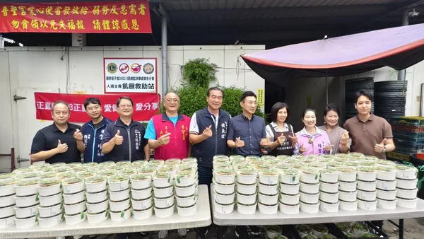 江啟臣、羅廷瑋現身力挺！正直村攜手普聖宮送出500份健康養生餐　13正直日公益送暖不停歇