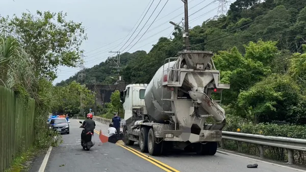 超車不慎釀悲劇！　三峽機車撞水泥車騎士傷重不治