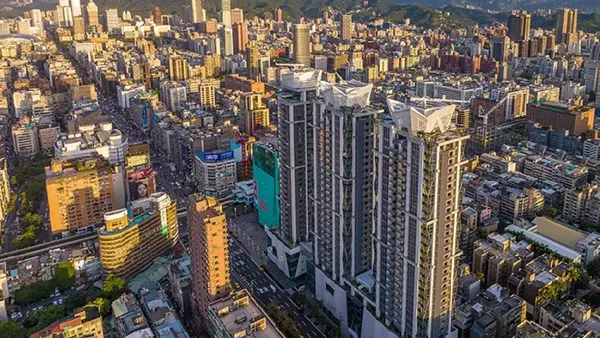 三圓股東會13分鐘結束　王雅麟認「台北之星」讓利銷售