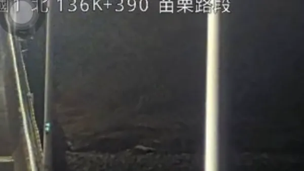 國道1號苗栗路段男女吵架男子跳車! 警尋獲腳部受傷送醫