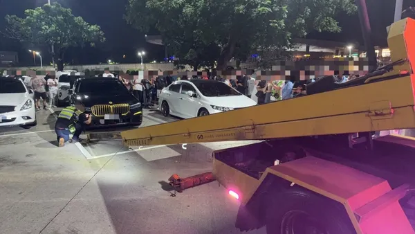 清水服務區車聚遭國道警夜掃 BMW掛註銷牌照當場拖吊 12件違規依法開罰