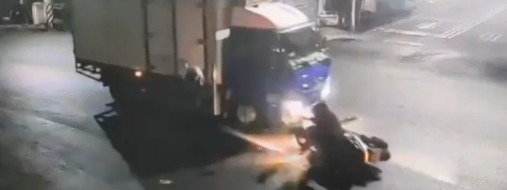 闖紅燈釀禍! 台中太平機車女騎士頭部重創